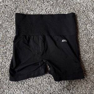 AYBL EMPOWER SEAMLESS WORKOUT SHORTS 4"